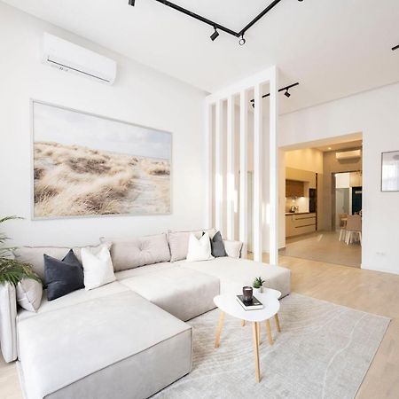 בודפשט Luxurious & Spacious Central Residence With Balcony מראה חיצוני תמונה