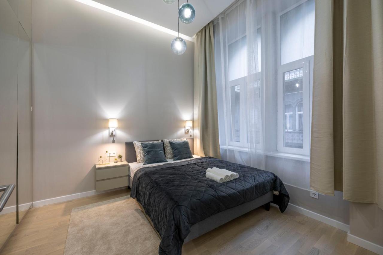 בודפשט Luxurious & Spacious Central Residence With Balcony מראה חיצוני תמונה
