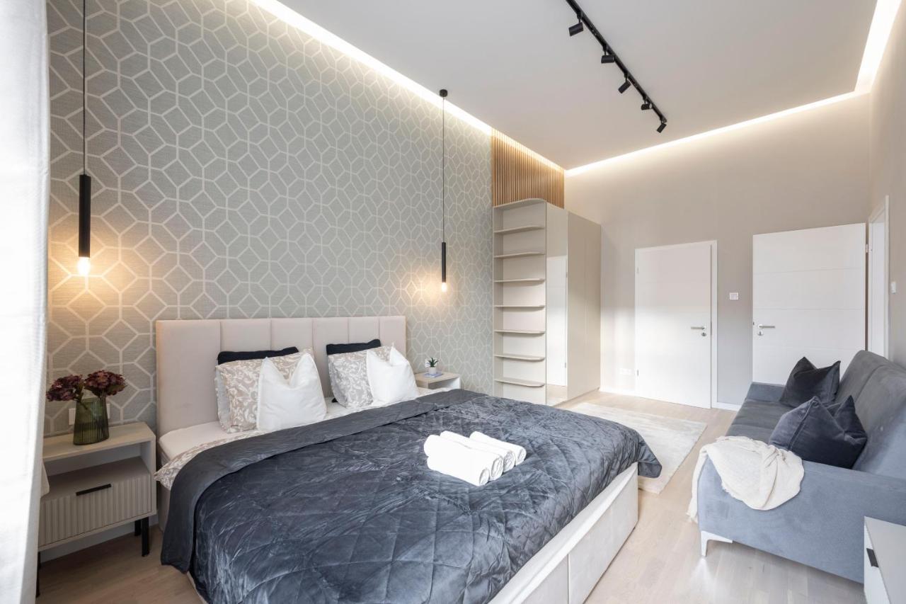 בודפשט Luxurious & Spacious Central Residence With Balcony מראה חיצוני תמונה